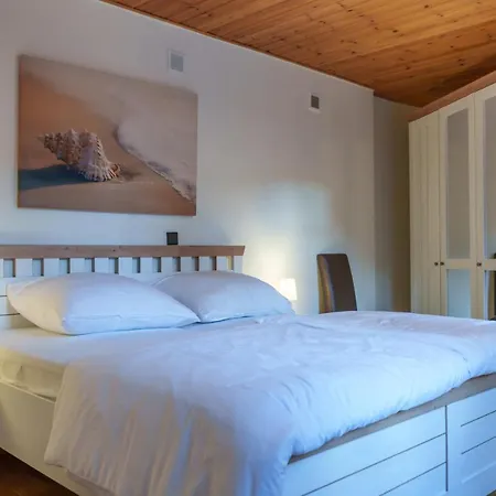 Casa Benedicta شقة